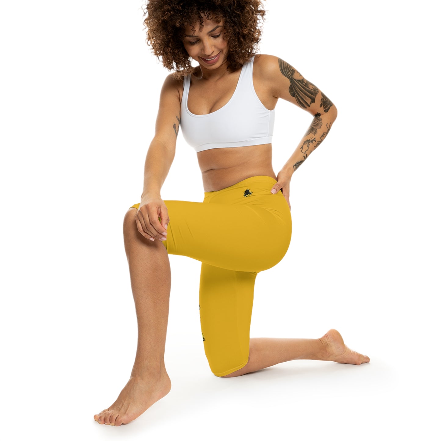 Women’s Capri Leggings (AOP)